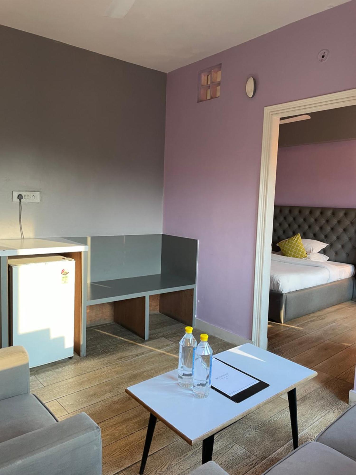 Via Varanasi-A Boutique Hotel ภายนอก รูปภาพ