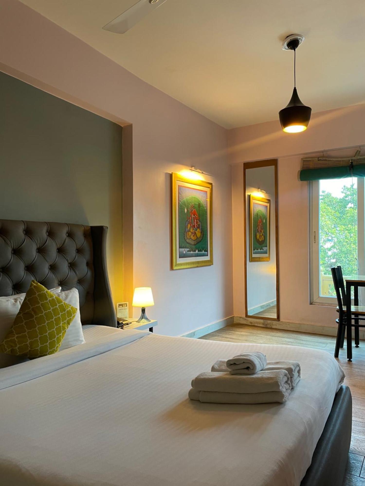 Via Varanasi-A Boutique Hotel ภายนอก รูปภาพ